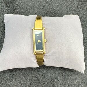 Vintage Gucci 1500 Gold Plated Horsebit Bangle Watch Blk Dial Quartz WristWatch